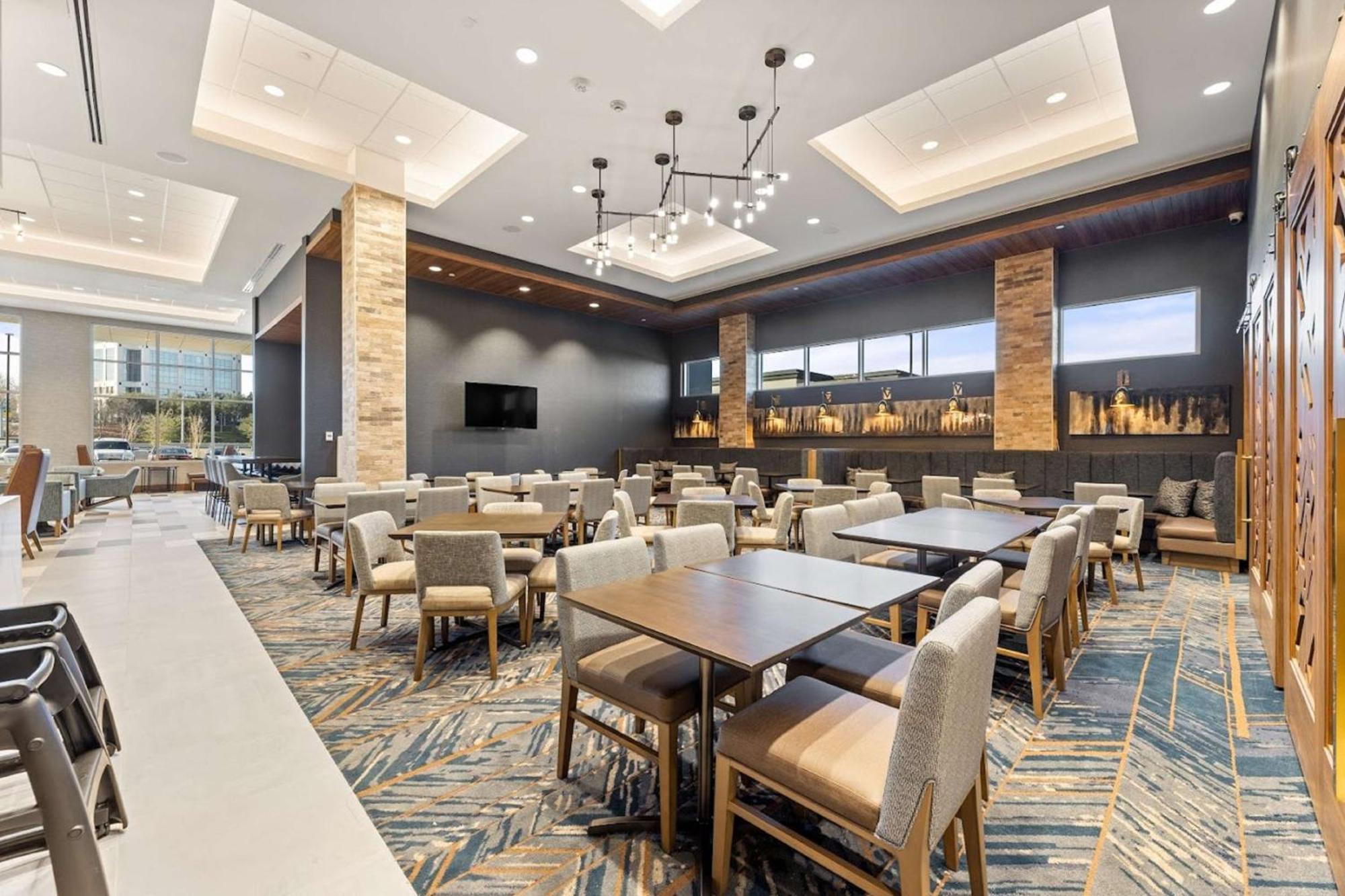 Embassy Suites By Hilton Irving Las Colinas 外观 照片