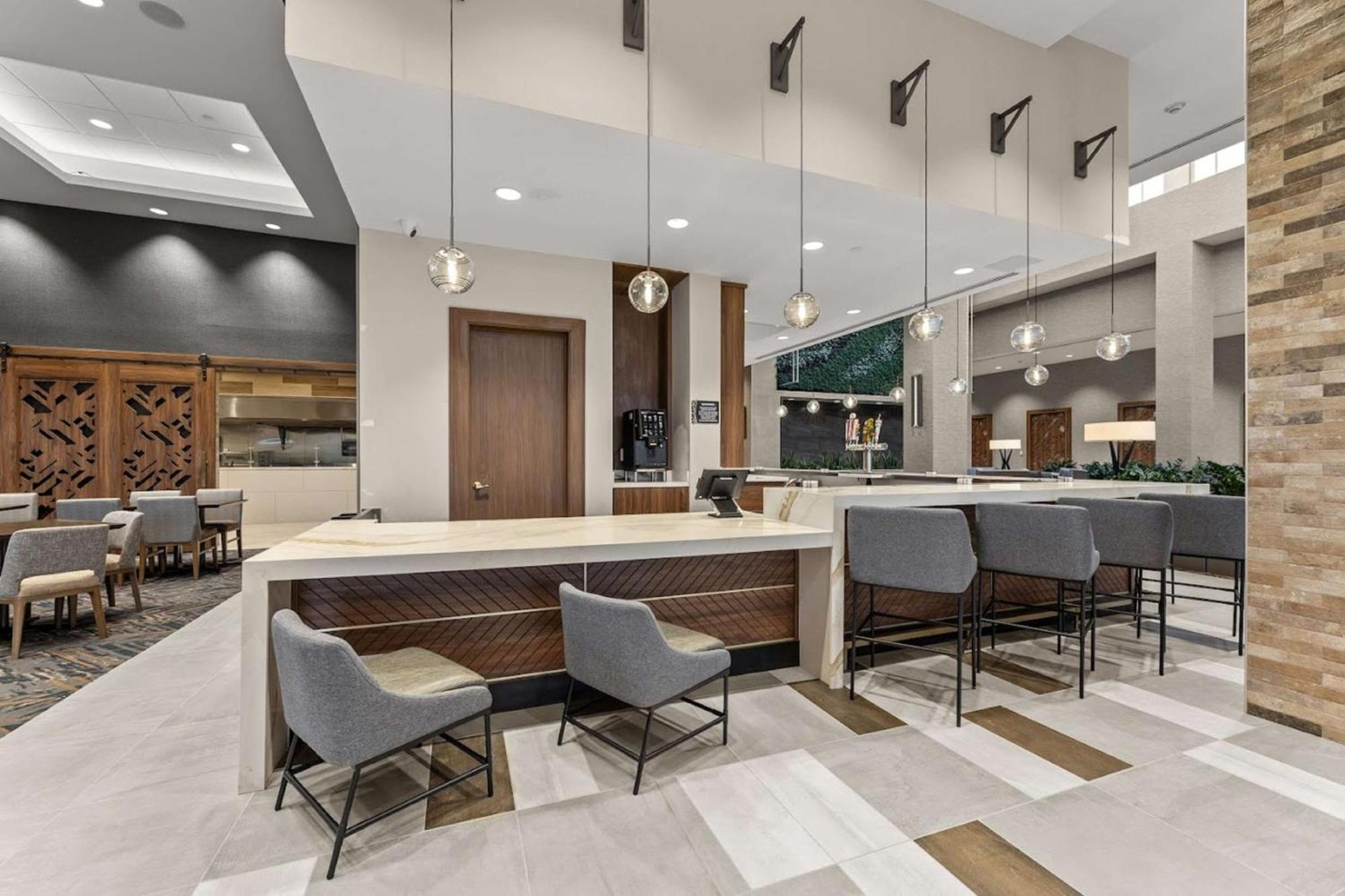 Embassy Suites By Hilton Irving Las Colinas 外观 照片