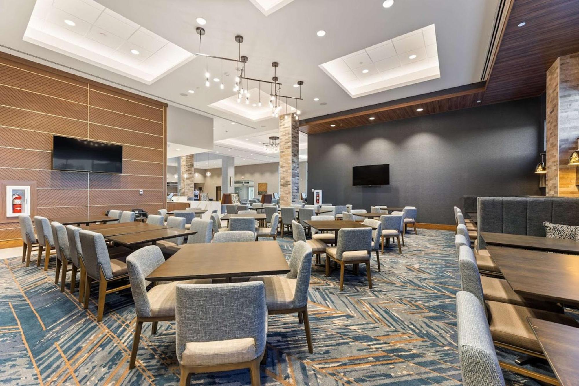 Embassy Suites By Hilton Irving Las Colinas 外观 照片