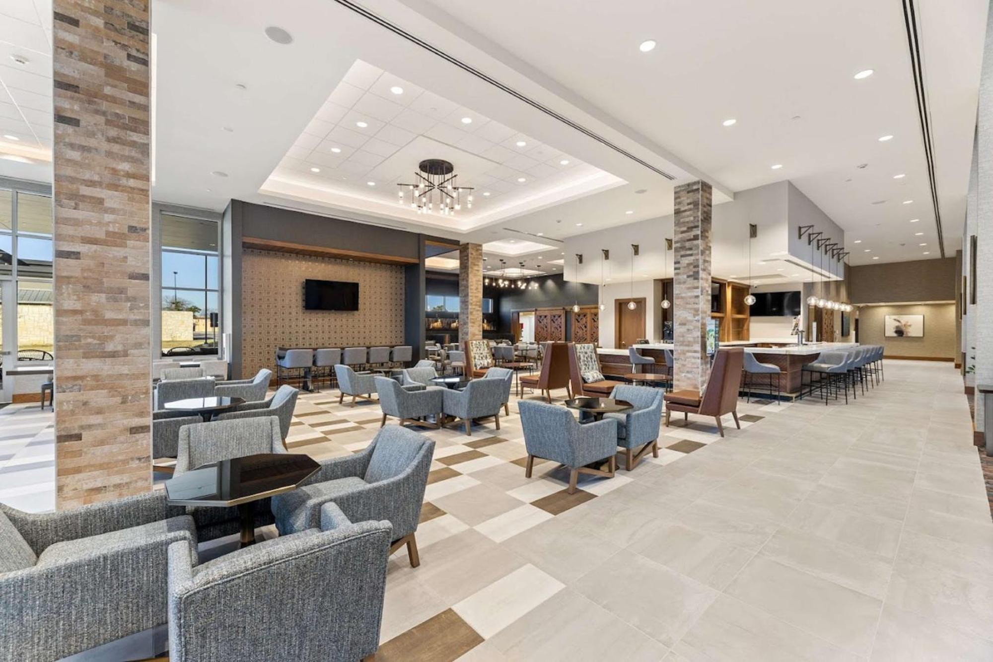 Embassy Suites By Hilton Irving Las Colinas 外观 照片